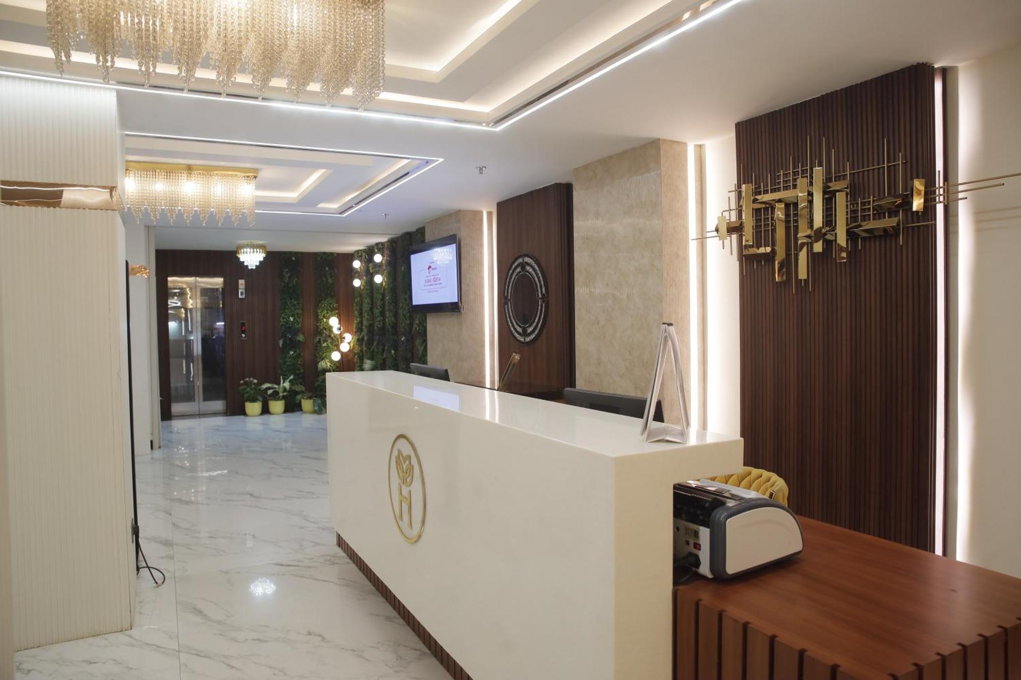 Heavens Garden Empire Hotel Guwahati Exterior foto